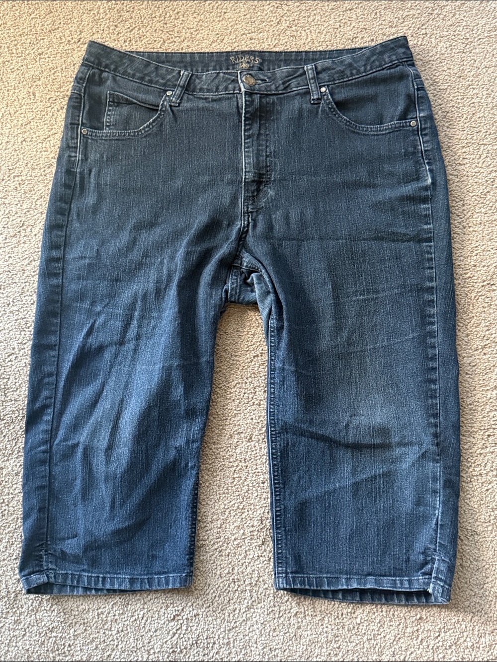 Riders by Lee Washed Dark Blue Relaxed Straight Leg Jean Shorts!